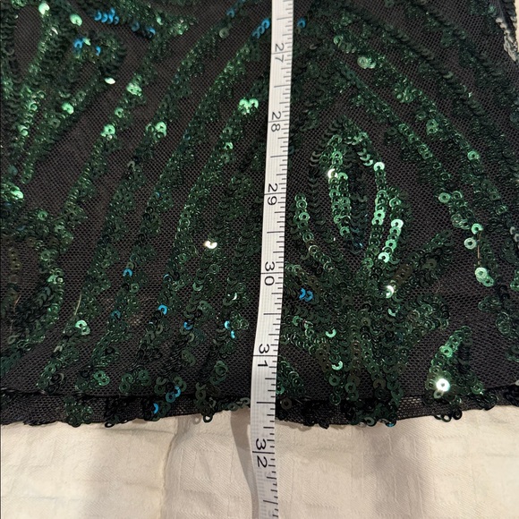 Elegant Green and Black Sequin Dress- Small - Picture 13 of 14